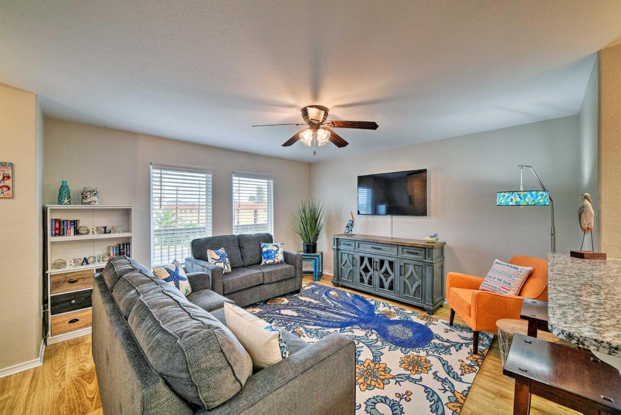 Corpus Christi Condo With Pool Access, Walk To Beach Exterior photo