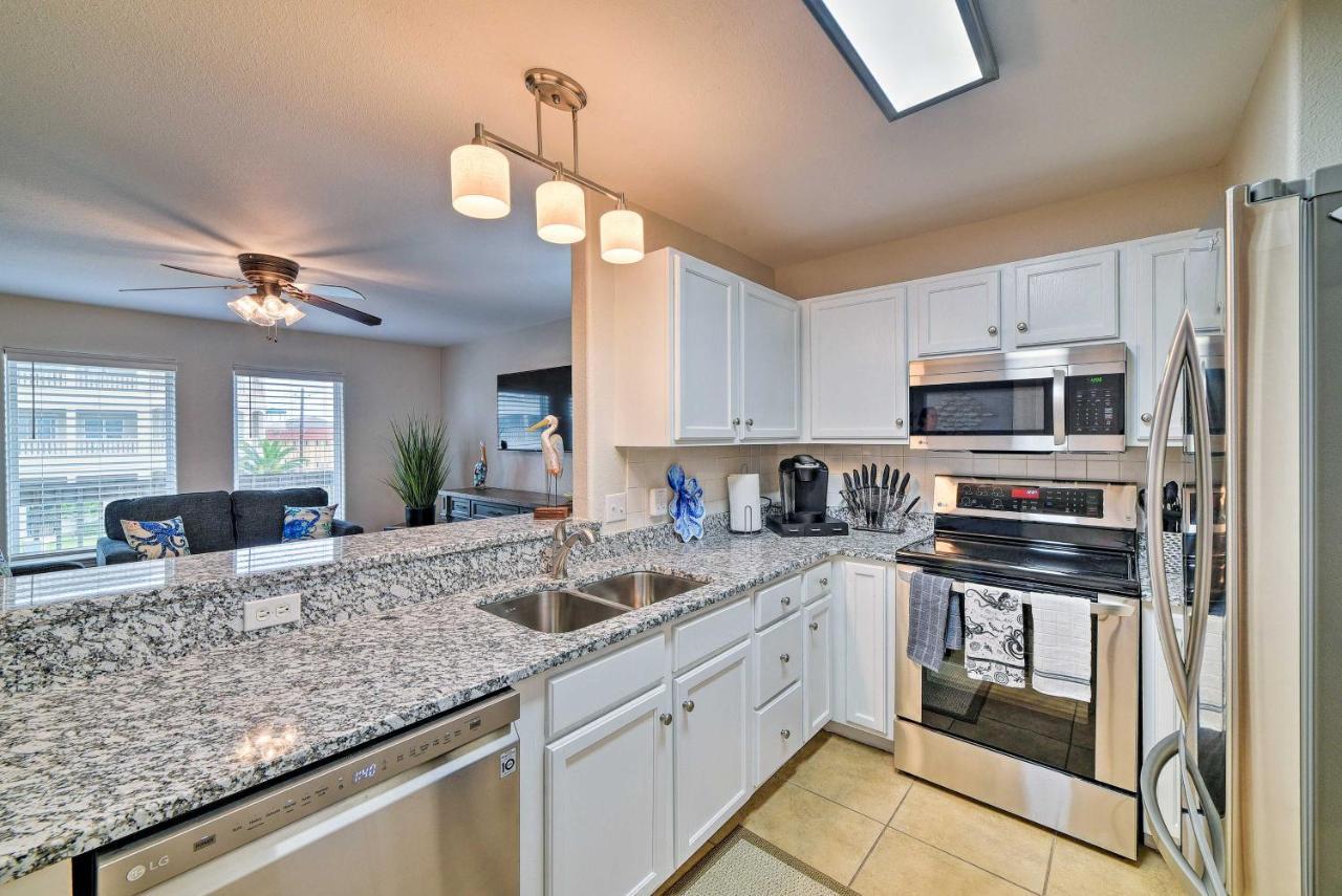 Corpus Christi Condo With Pool Access, Walk To Beach Exterior photo