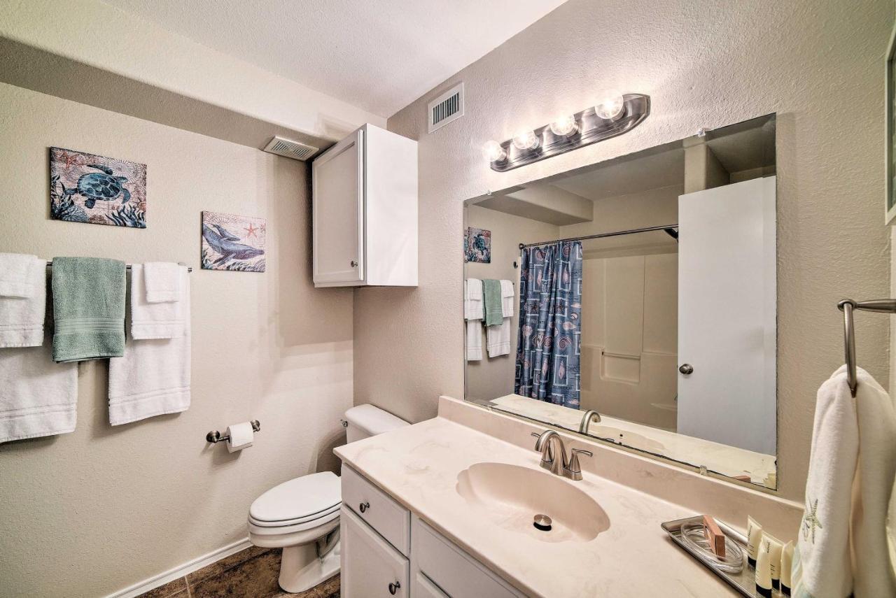 Corpus Christi Condo With Pool Access, Walk To Beach Exterior photo